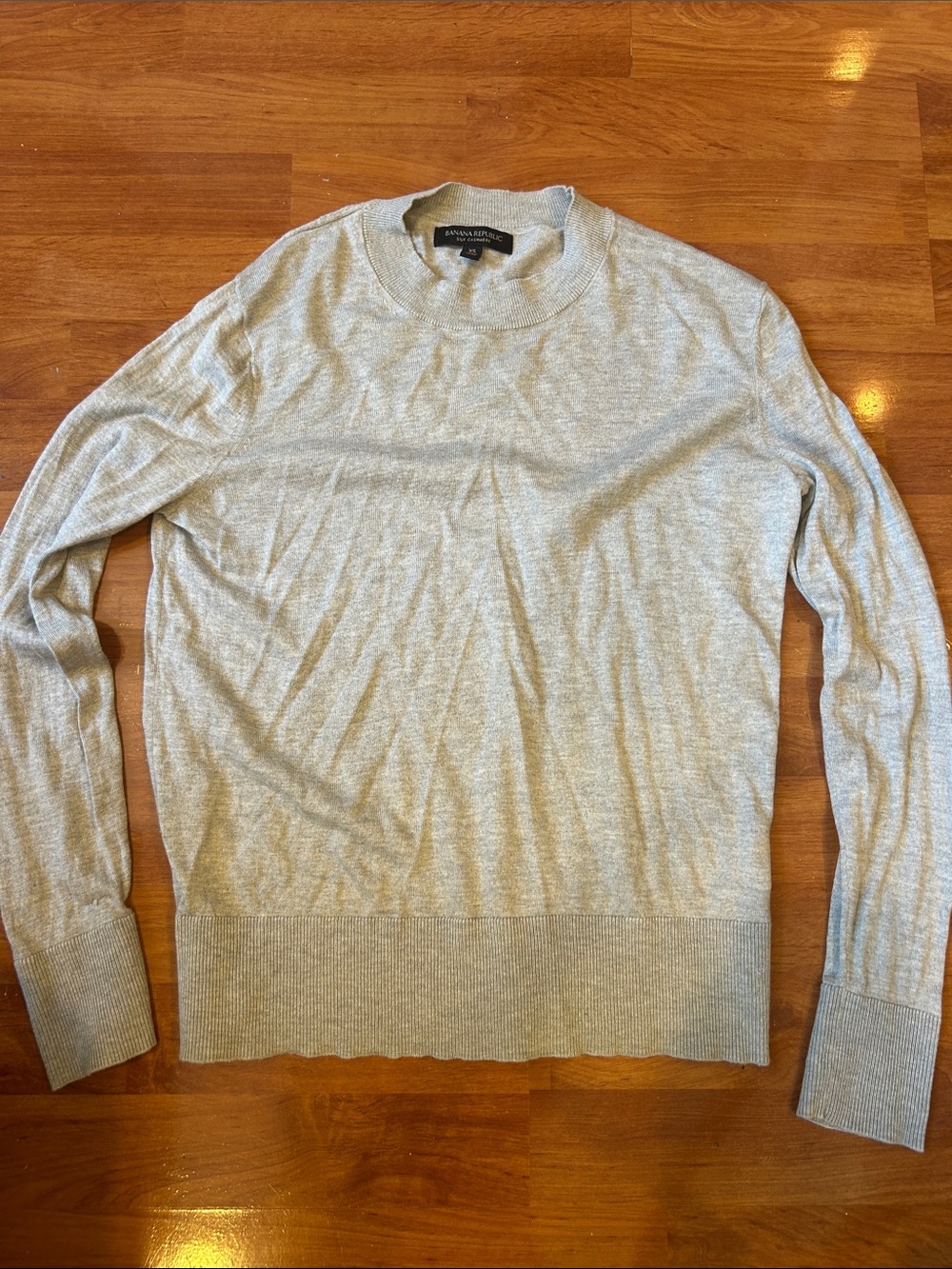Banana Republic Men's Heather Gray Crewneck Sweater